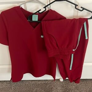 COPY - Garde Malade scrub set small top, small petite jogger pant
